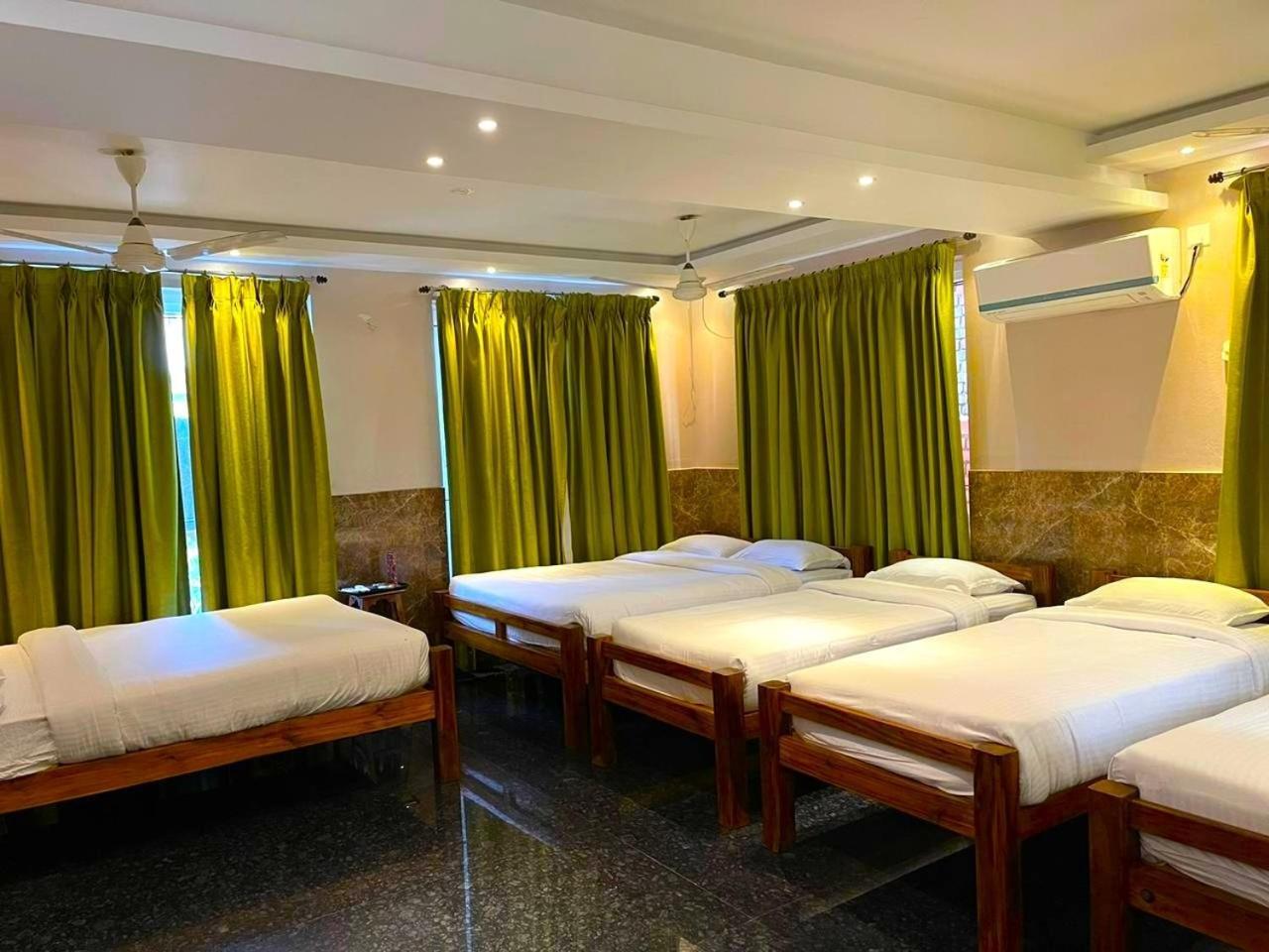 Le Holiday Inn Puducherry Zewnętrze zdjęcie